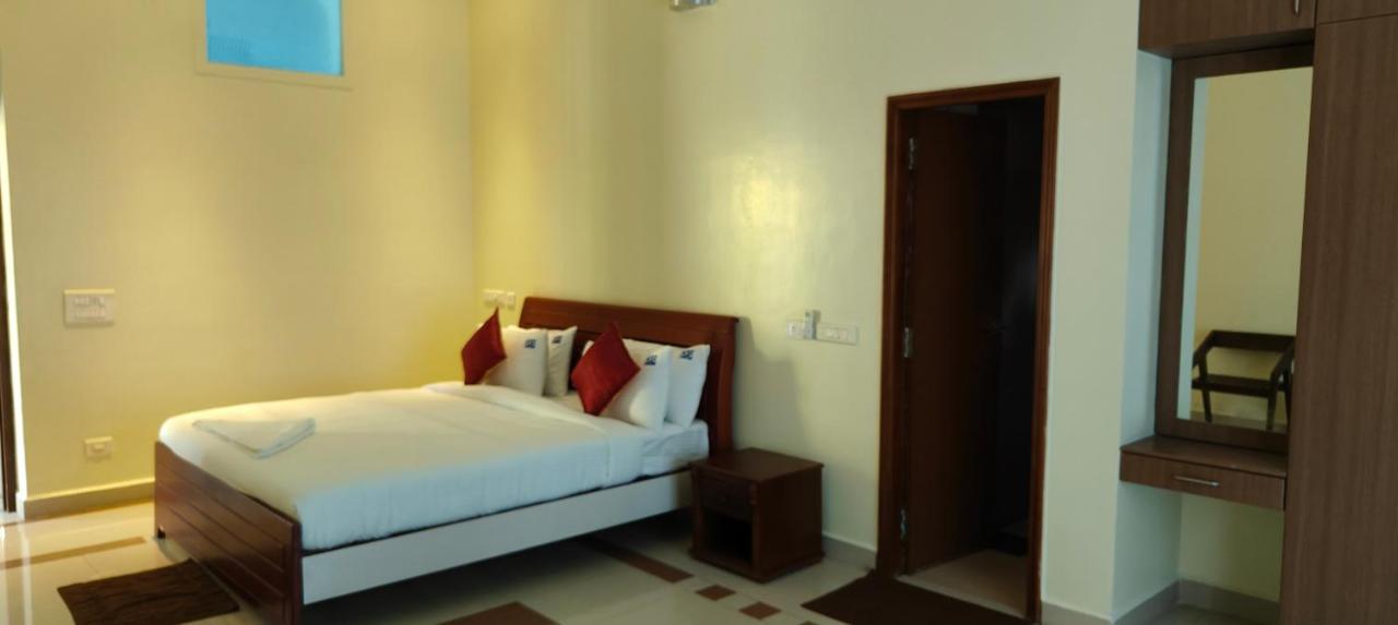 Seagull'S Nest Beach House - Unit Of Prohotel Chennai Zewnętrze zdjęcie
